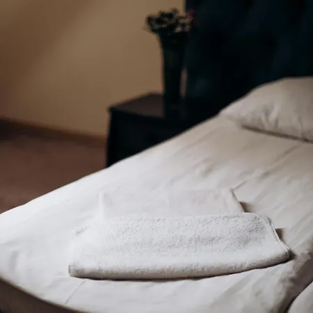 Отель эдуард Ужгород