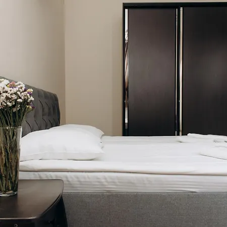 Hotel Eduard 4*