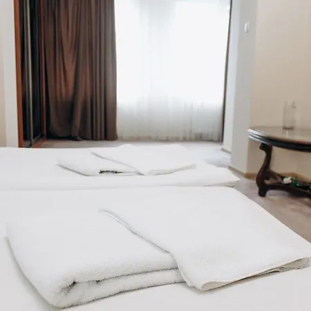 эдуард Отель