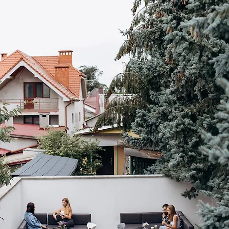 эдуард Отель