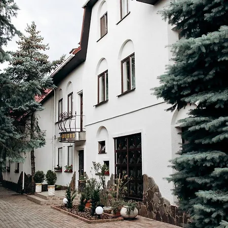 Eduard 3* Užhorod