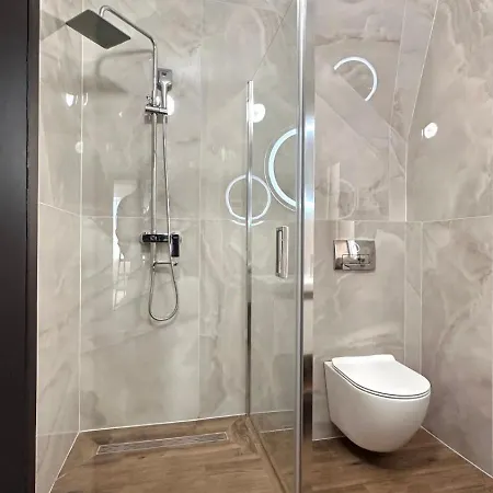 Eduard מלון אוזהורוד