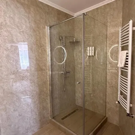 эдуард 3* Ужгород